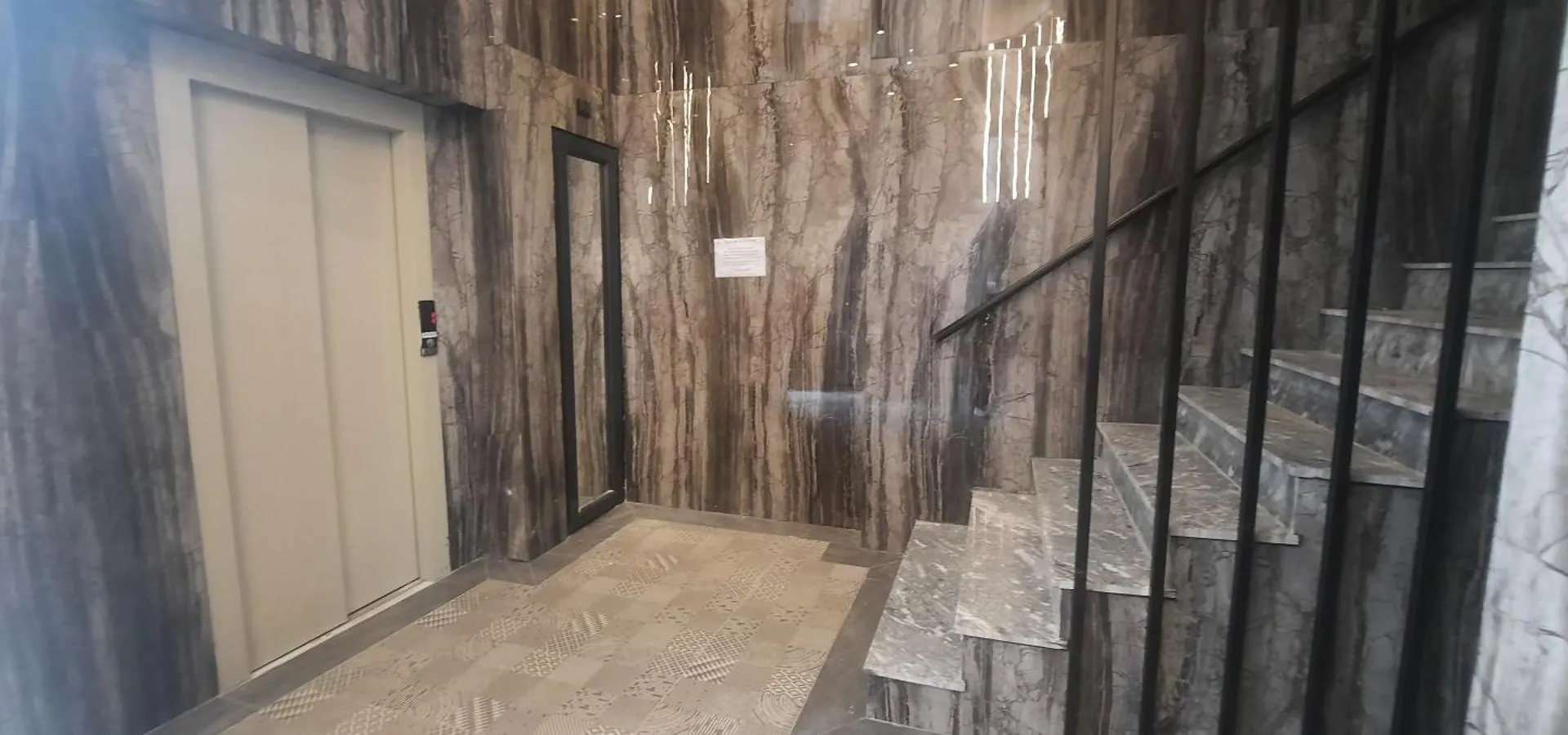 Flower Apartment Free Private Parking Tirana