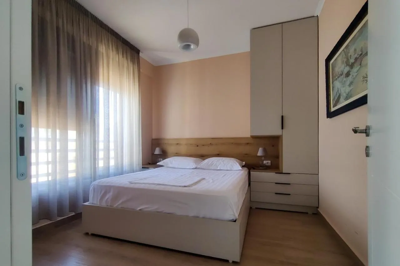 Flower Apartment Free Private Parking Tirana Albanien